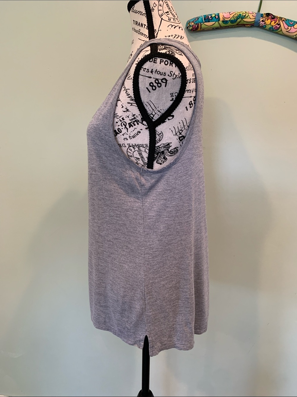 Gap Women’s Medium Heathered Gray Scoop Neck Legging Tank Camisole Top - Picture 2 of 6